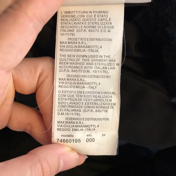 SPORTMAX by MaxMara Reversible Down Vest - Picture 13 of 13